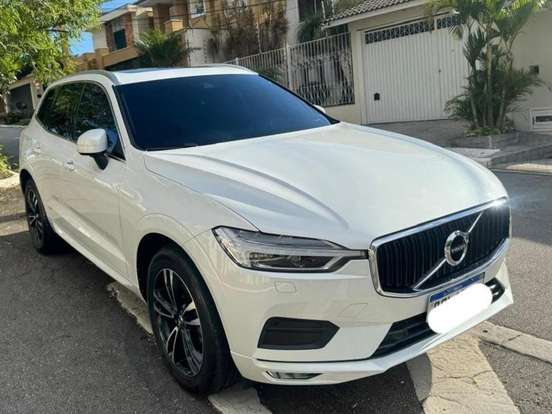 VOLVO-XC60-2.0 T5 GASOLINA MOMENTUM AWD GEARTRONIC VOLVO-XC60-2019