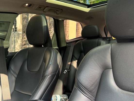 VOLVO-XC60-2.0 T5 GASOLINA MOMENTUM AWD GEARTRONIC VOLVO-XC60-2019