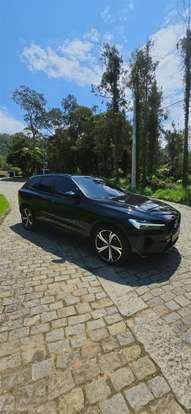 VOLVO-XC60-2023
