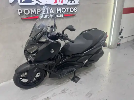 YAMAHA-XMAX 250 CONNECTED ABS-2025