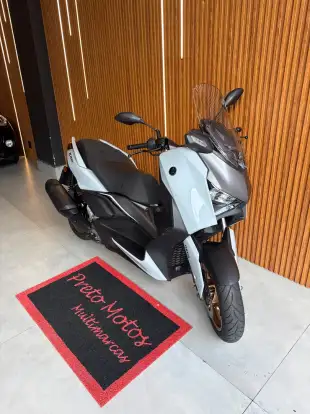 YAMAHA-XMAX 300 CONNECTED ABS YAMAHA-XMAX 300 CONNECTED ABS-2025