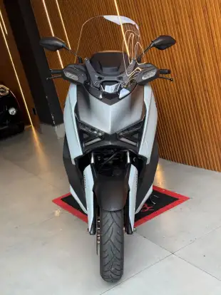 YAMAHA-XMAX 300 CONNECTED ABS-2025