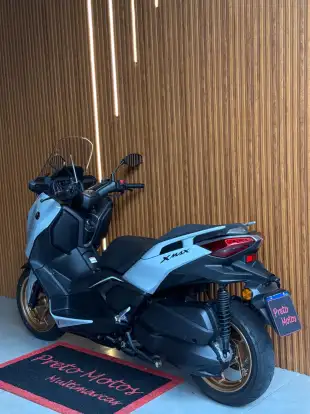 YAMAHA-XMAX 300 CONNECTED ABS-2025