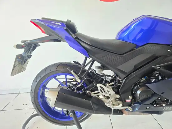 YAMAHA-YZF R15 YAMAHA-YZF R15-2025