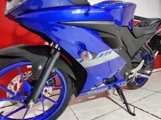 YAMAHA-YZF R15-2024