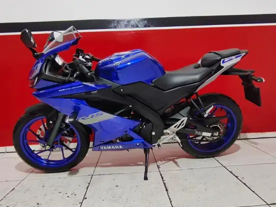 YAMAHA-YZF R15-2024
