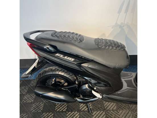 YAMAHA-FLUO 125 ABS-2022