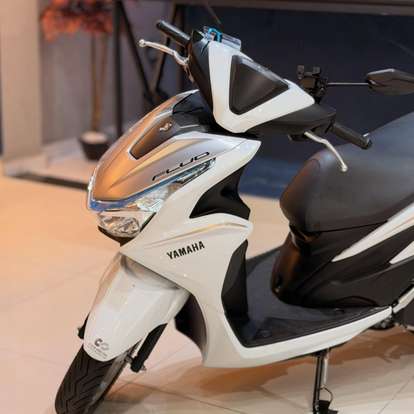 YAMAHA-FLUO 125 HYBRID CONNECTED ABS-2025