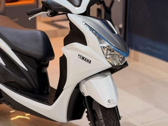 YAMAHA-FLUO 125 HYBRID CONNECTED ABS YAMAHA-FLUO 125 HYBRID CONNECTED ABS-2025