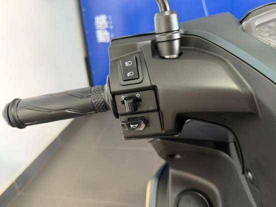 YAMAHA-FLUO 125 HYBRID CONNECTED ABS-2026