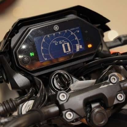 YAMAHA-FZ25 FAZER CONNECTED ABS-2025