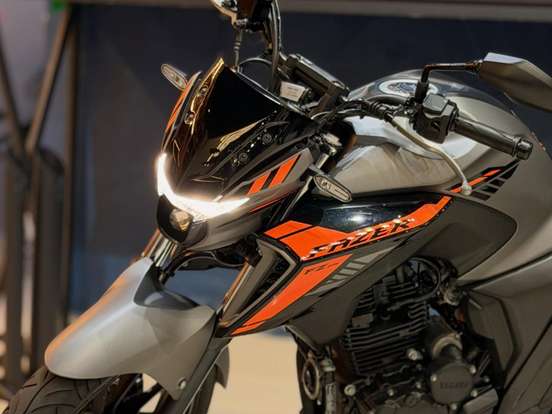YAMAHA-FZ25 FAZER CONNECTED ABS YAMAHA-FZ25 FAZER CONNECTED ABS-2025