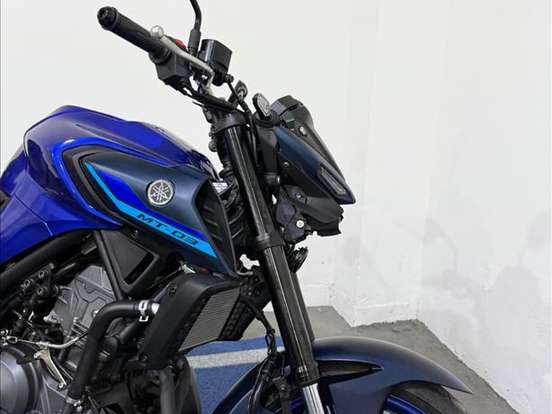 YAMAHA-MT-03 CONNECTED ABS YAMAHA-MT-03 CONNECTED ABS-2025