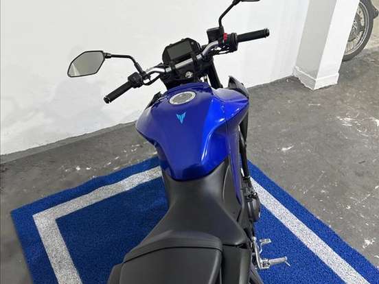 YAMAHA-MT-03 CONNECTED ABS YAMAHA-MT-03 CONNECTED ABS-2025