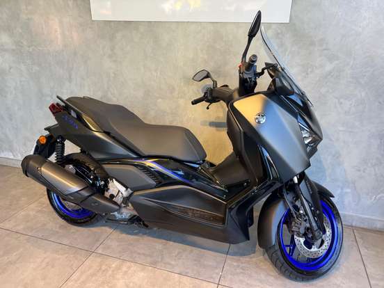 YAMAHA-XMAX 300 CONNECTED ABS YAMAHA-XMAX 300 CONNECTED ABS-2025