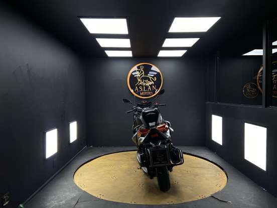 YAMAHA-XMAX ABS-2022