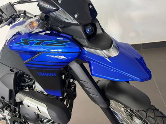YAMAHA-XTZ 250 LANDER CONNECTED-2026