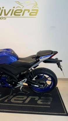 YAMAHA-YZF R15-2024