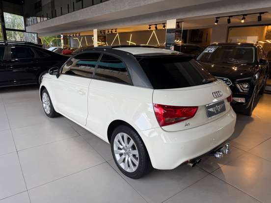 AUDI-A1-1.4 TFSI ATTRACTION 16V 122CV GASOLINA 2P AUTOMÁTICO AUDI-A1-2012