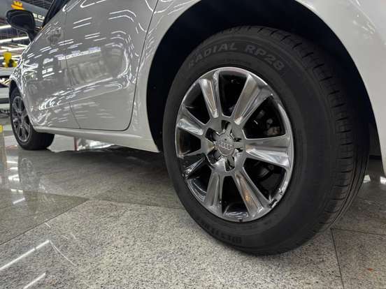AUDI-A1-2014
