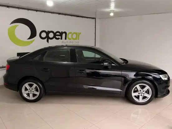AUDI-A3-2019