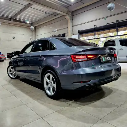 AUDI-A3-2017