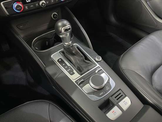 AUDI-A3-2018