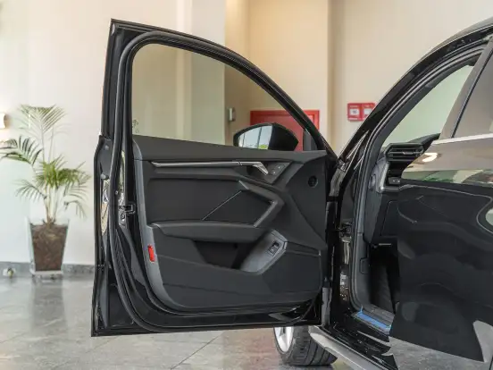 AUDI-A3-2023