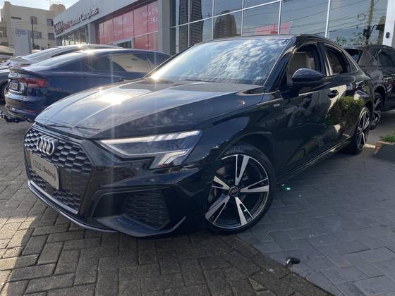 AUDI A3 2.0 40 TFSI MHEV SEDAN PERFORMANCE BLACK S-TRONIC