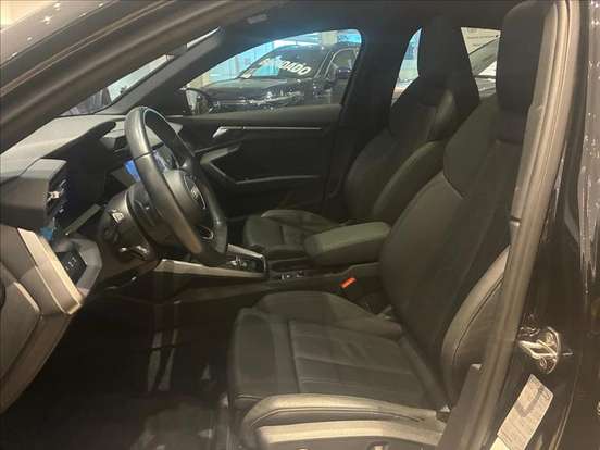 AUDI-A3-2023