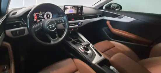 AUDI-A4-2021