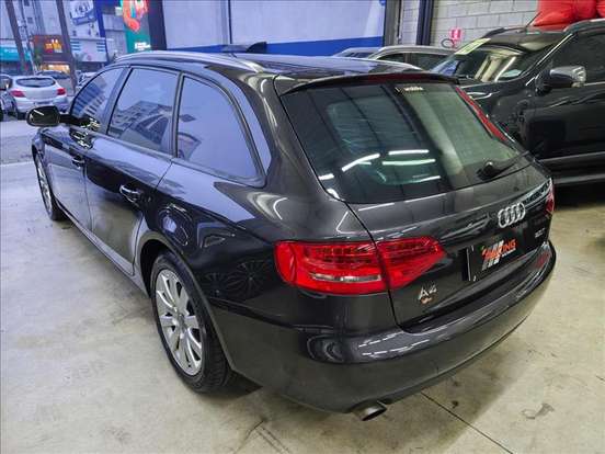 AUDI-A4-2011