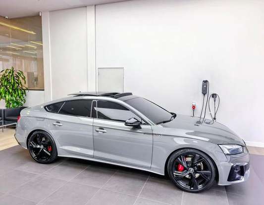 AUDI-A5-2021