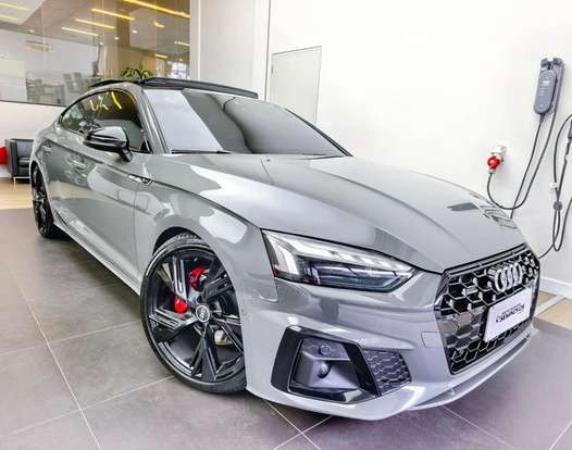 AUDI-A5-2021
