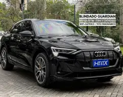 AUDI E-TRON ELÉTRICO SPORTBACK PERFORMANCE BLACK QUATTRO AUDI E-TRON ELÉTRICO SPORTBACK PERFORMANCE BLACK QUATTRO