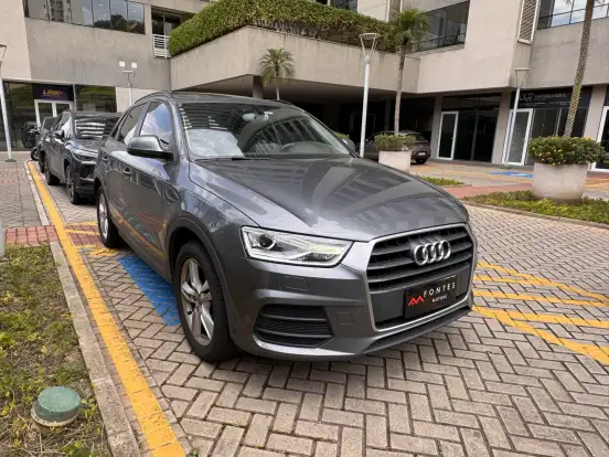 AUDI-Q3-2015