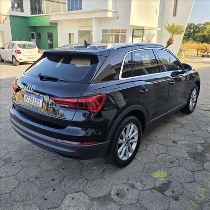 AUDI-Q3-2020
