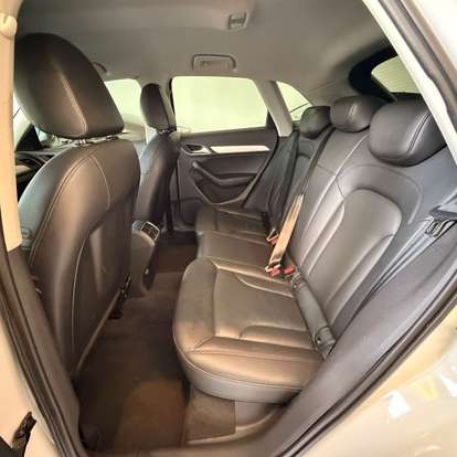 AUDI-Q3-2018