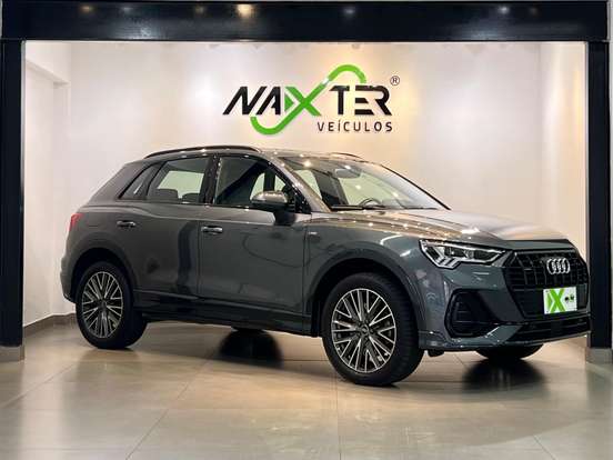 AUDI-Q3-2022