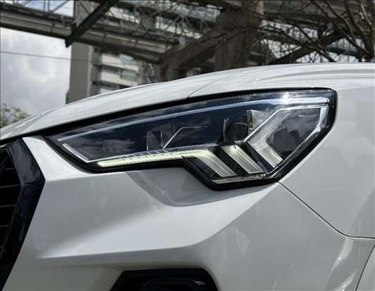 AUDI-Q3-2024