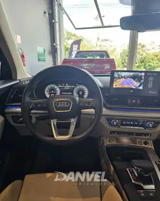 AUDI-Q5-2023