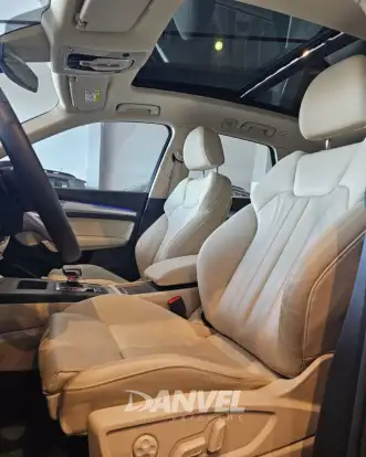 AUDI-Q5-2023