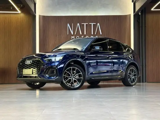 AUDI-Q5-2021