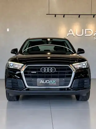 AUDI-Q5-2018
