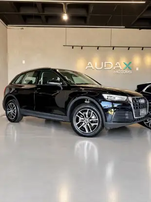 AUDI-Q5-2018