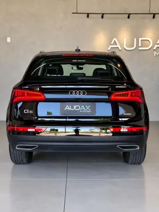 AUDI-Q5-2018