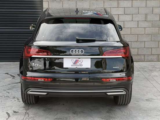AUDI-Q5-2.0 45 TFSI GASOLINA PRESTIGE QUATTRO S TRONIC AUDI-Q5-2024