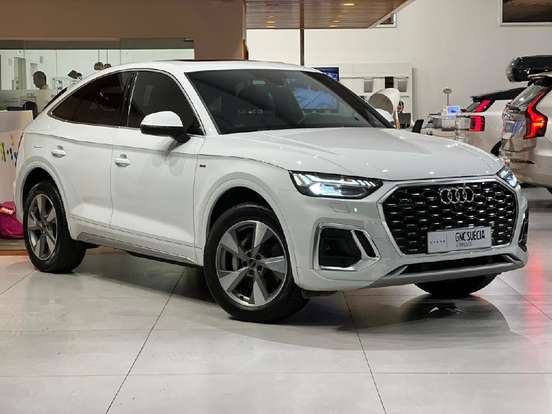 AUDI-Q5-2024
