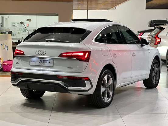 AUDI-Q5-2024