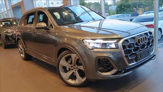 AUDI-Q7-2025